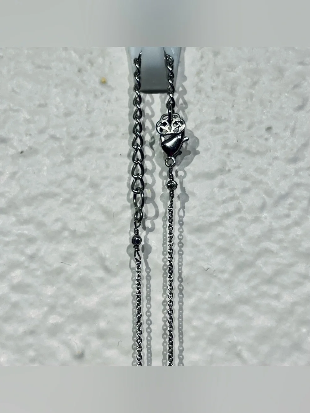 Vintage Silver Tone Double Circle Pendant Necklace - Picture 3 of 3